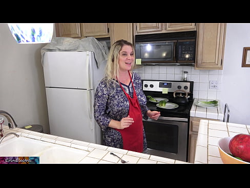 ❤️ Stepmom mulgere eum in culina ante diem suum Porno vk  at la.porn-93.ru